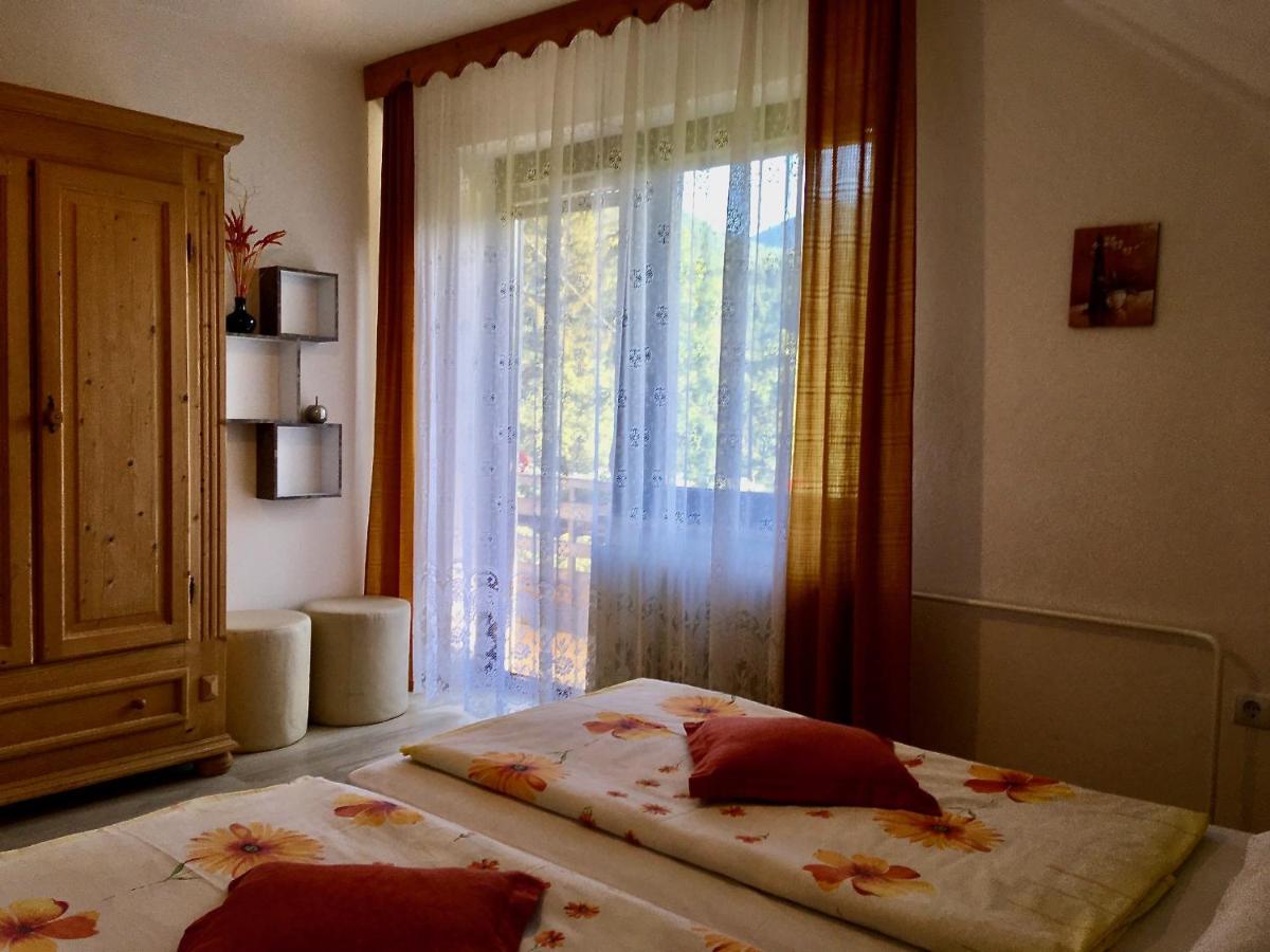 Apartment Milena Nomenj Exterior photo