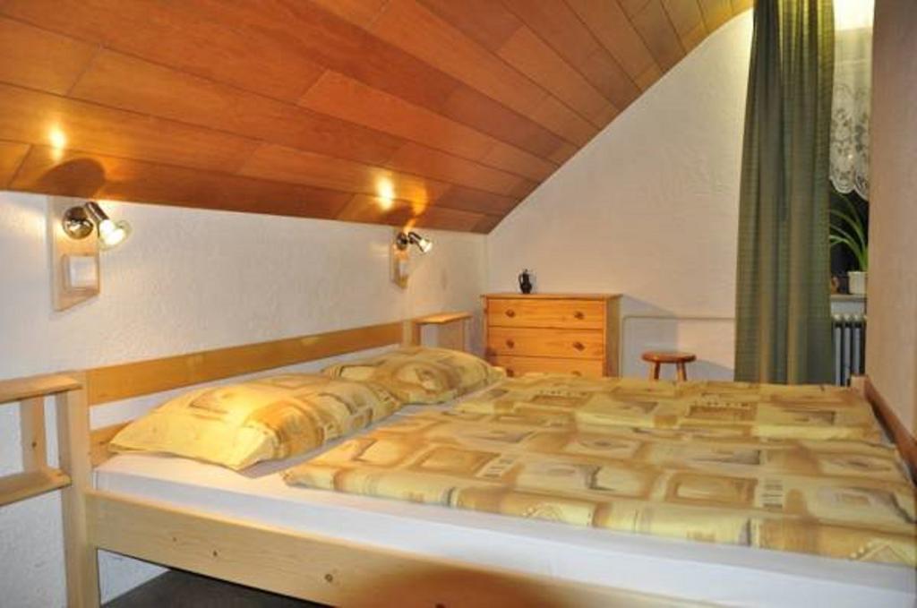 Apartment Milena Nomenj Room photo