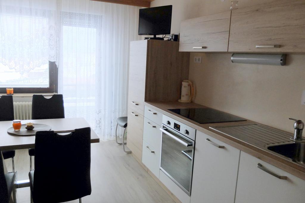 Apartment Milena Nomenj Exterior photo