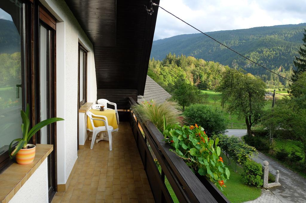 Apartment Milena Nomenj Exterior photo